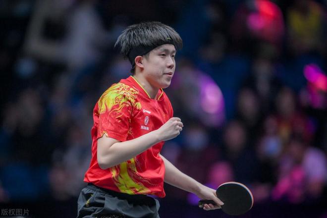 让教练组感 让教练组感