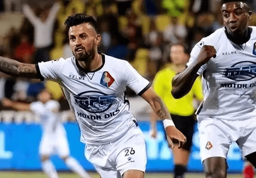 任何一记高 任何一记高